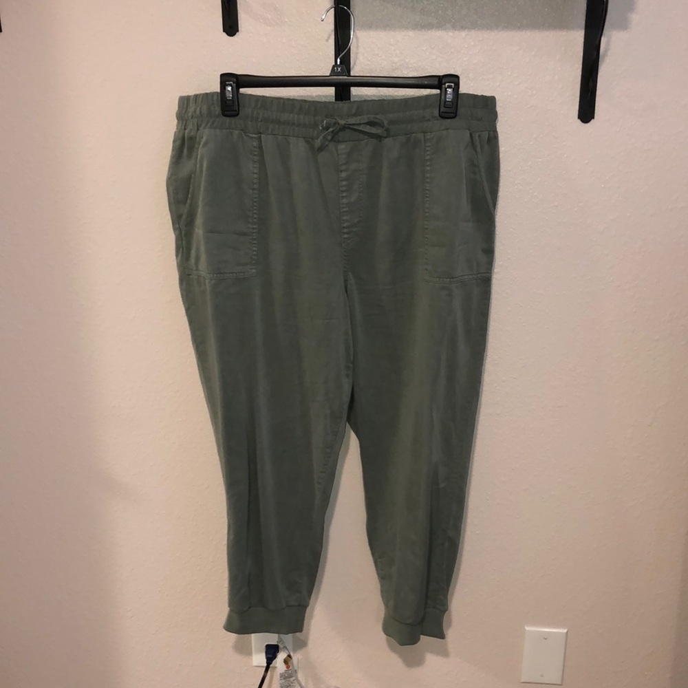 Maurices Olive Cropped Weekender Jogger Pant